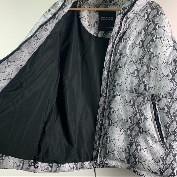 NOIZE Jozy Snake Print Vegan Faux Leather Puffer Jacket 1X NWT - Picture 14 of 14